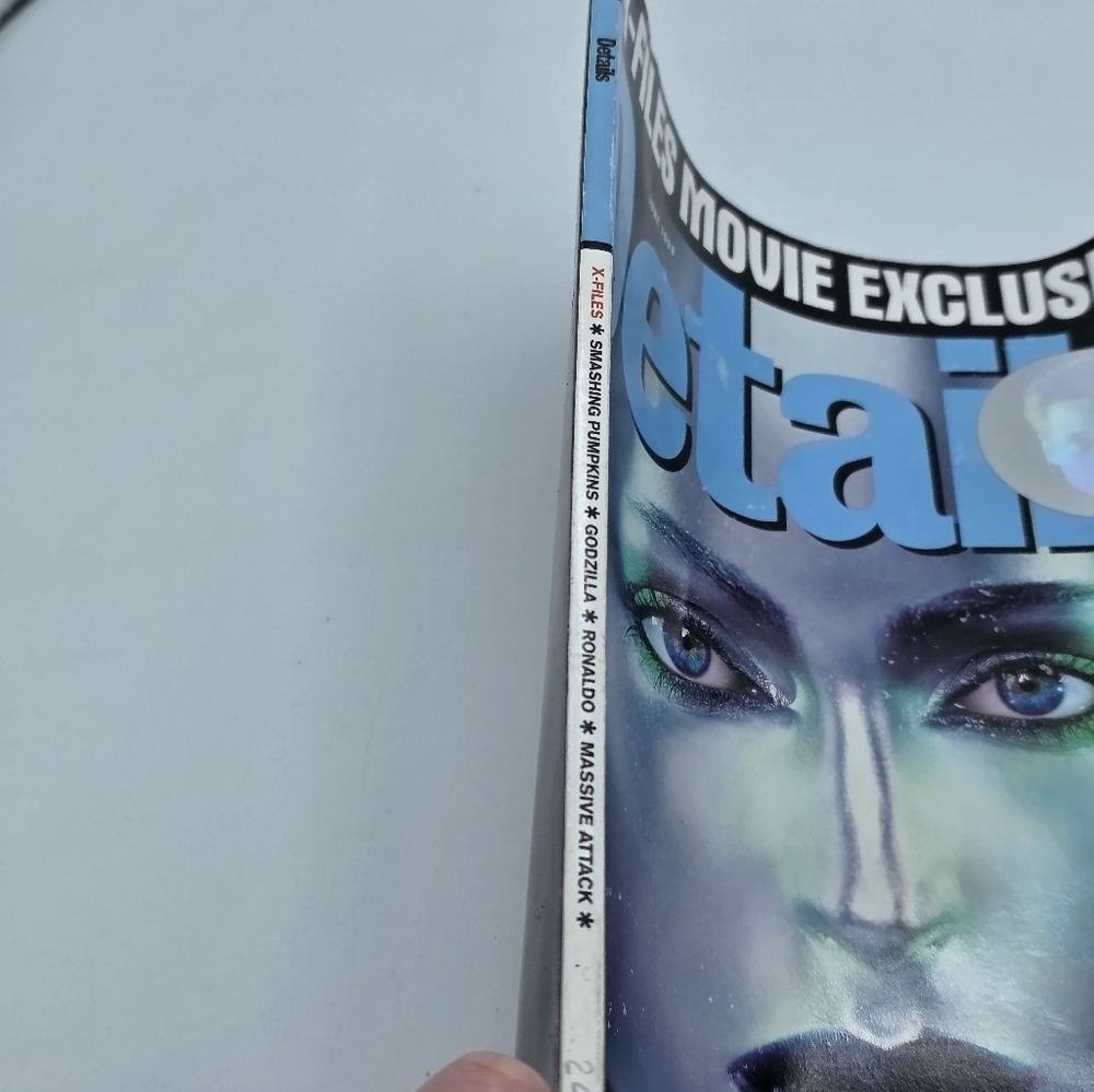 Vintage Details Magazine June 1998 X-Files Movie Exclusive Issue - Picture 5 of 12